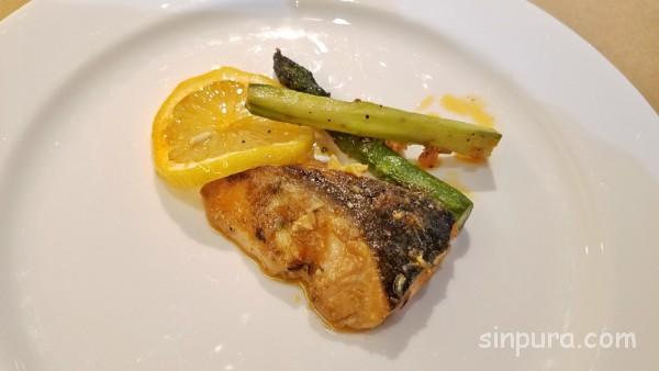 セントーサ島　ハードロックカフェシンガポール　宿泊記　ブログ レストラン