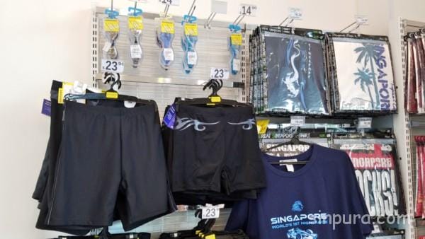 マリーナベイサンズ　コンビニ　セブンイレブン