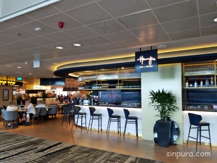 シンガポール　チャンギ空港　ターミナル3　食事　フードコート　レストラン