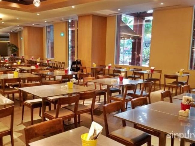 セントーサ島　ハードロックカフェシンガポール　宿泊記　ブログ 朝食