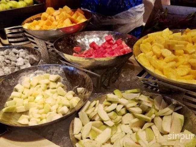 シャングリララサセントーサ　朝食　ブログ