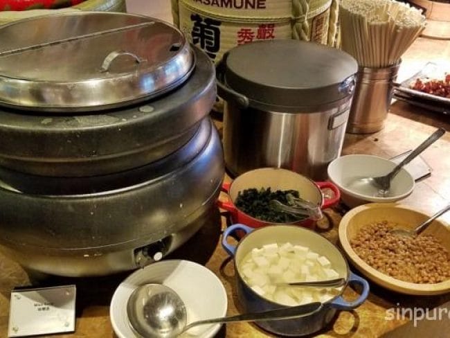 シャングリララサセントーサ　朝食　ブログ