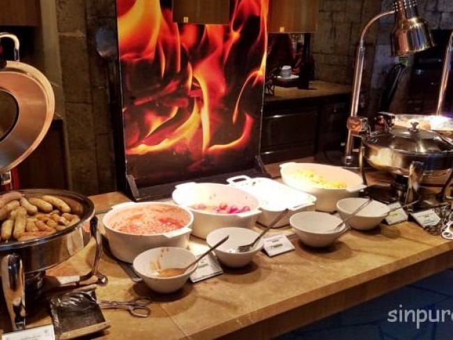 シャングリララサセントーサ　朝食　ブログ