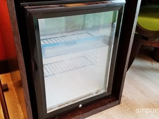 セントーサ島　フェスティブホテル　部屋　コンセント　WIFI　ブログ