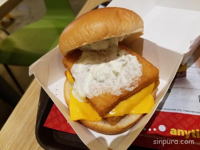 シンガポール　マクドナルド　メニュー　値段　限定　味　オリジナル　チリソース　ポテト