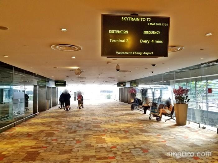 チャンギ空港 スカイトレイン ターミナル1