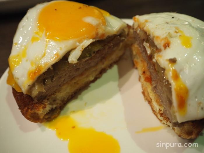 ユニバーサルスタジオシンガポール　USS レストラン　食事