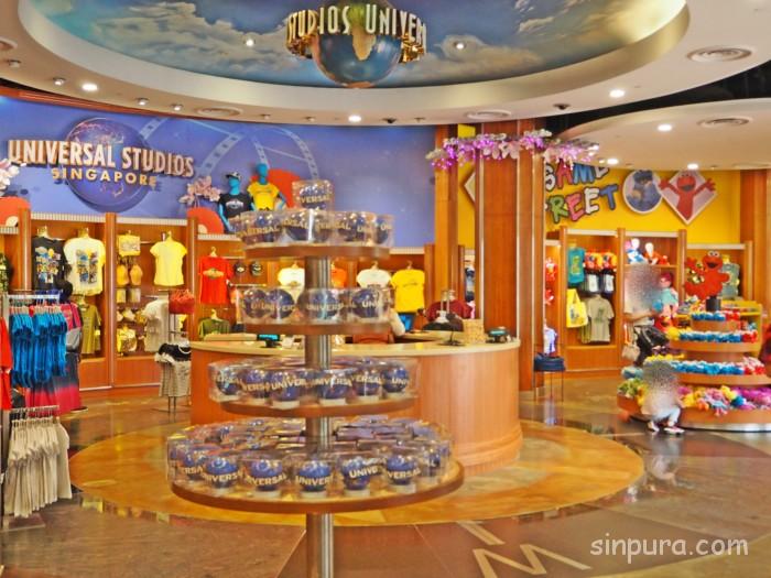 ユニバーサルスタジオシンガポール　USS　お土産　Tシャツ