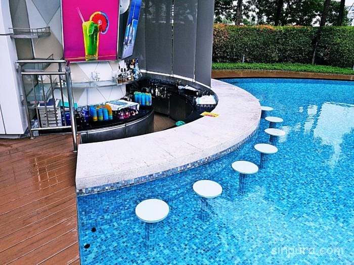 セントーサ島　Wシンガポール　プール　料金　営業時間　　子供