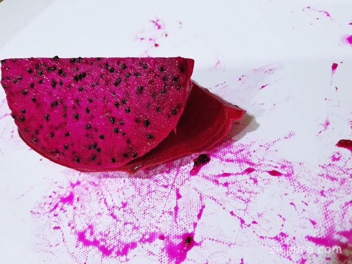 ドラゴンフルーツ 切り方 赤 食べ方 断面 どんな味