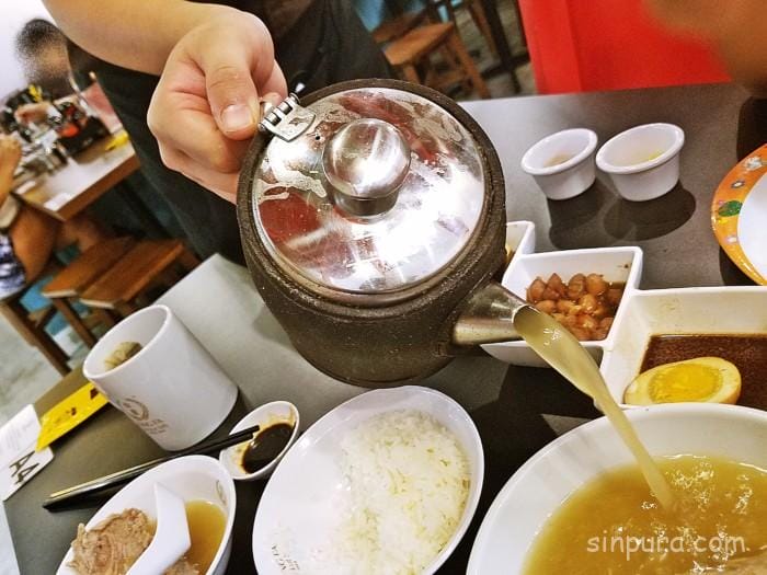 シンガポール バクテー おすすめ 有名店 現地 美味しい 画像