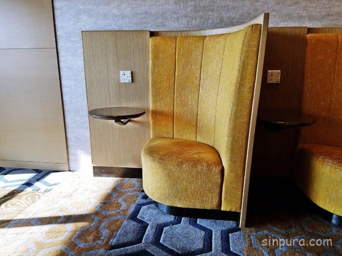 シンガポール　チャンギ空港　ラウンジ　プラザプレミアムラウンジ　料金