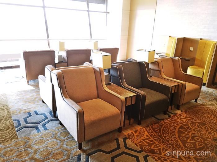 シンガポール　チャンギ空港　ラウンジ　プラザプレミアムラウンジ　料金