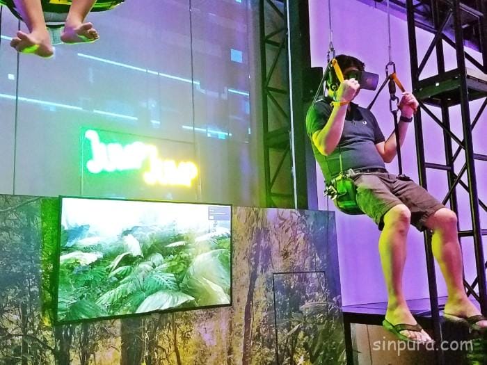 シンガポール セントーサ島 アクティビティ ヘッドロックVR