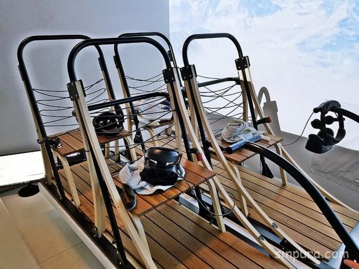 シンガポール セントーサ島 アクティビティ ヘッドロックVR