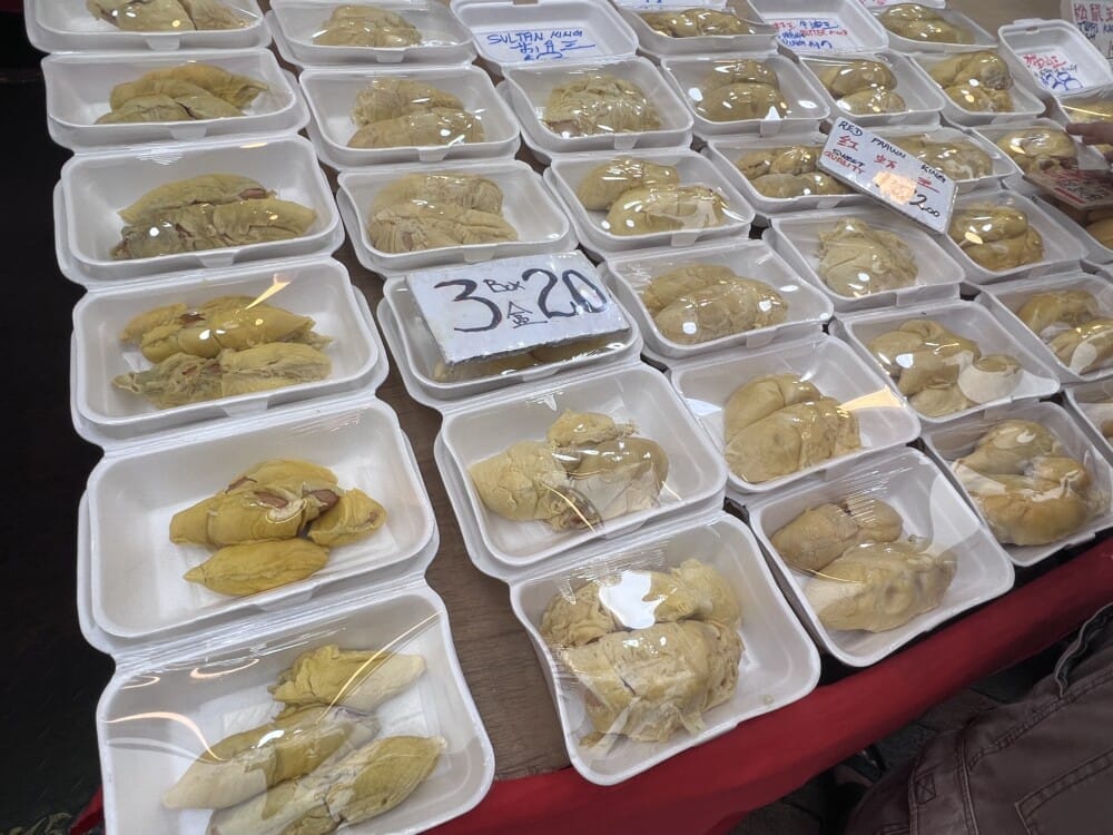 シンガポール ドリアン 匂い チャイナタウン